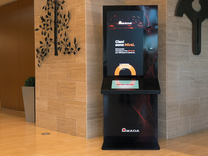 Amada totem reception virtuale