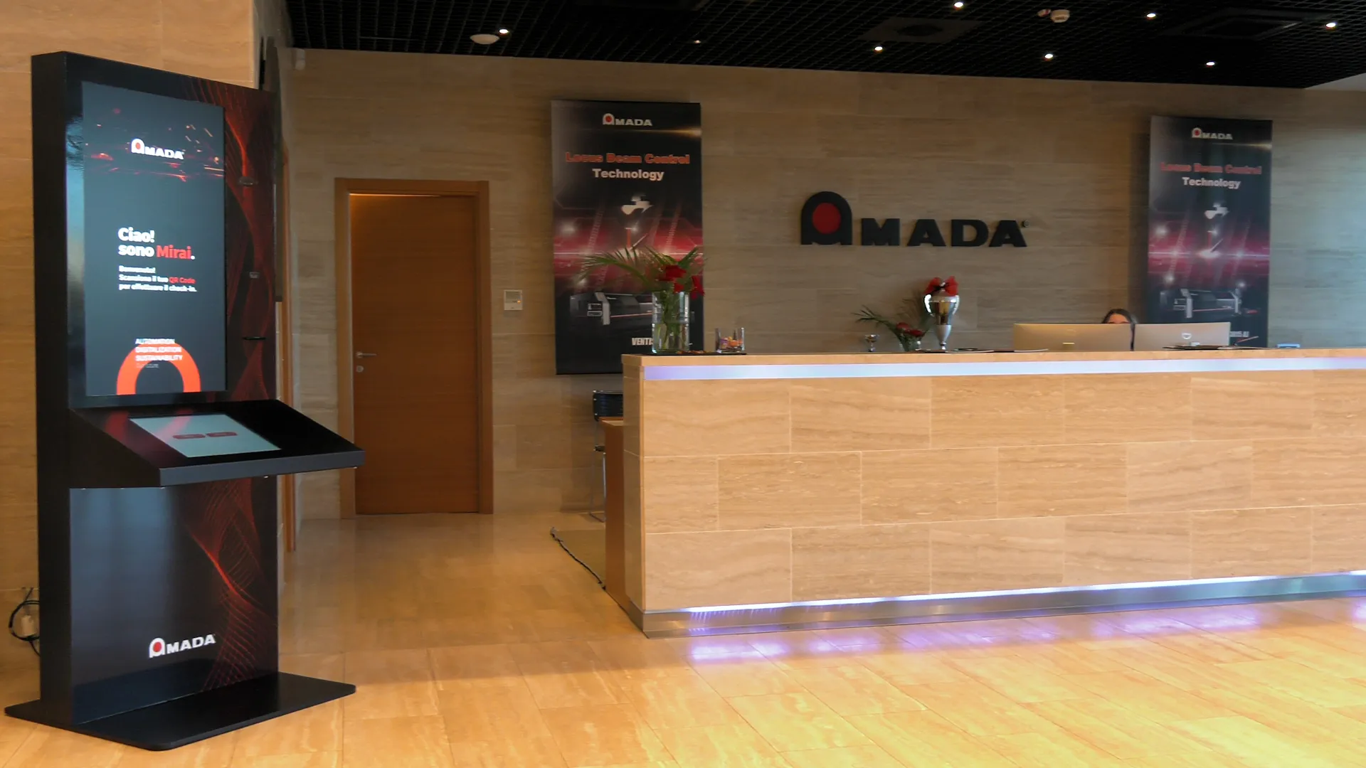 Amada totem reception virtuale