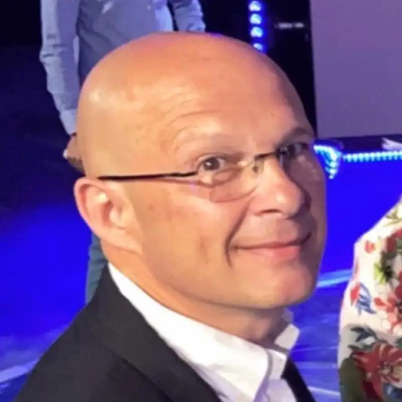 Matteo Mille - Chief Sales Enablement & Operations (Italy) at Microsoft